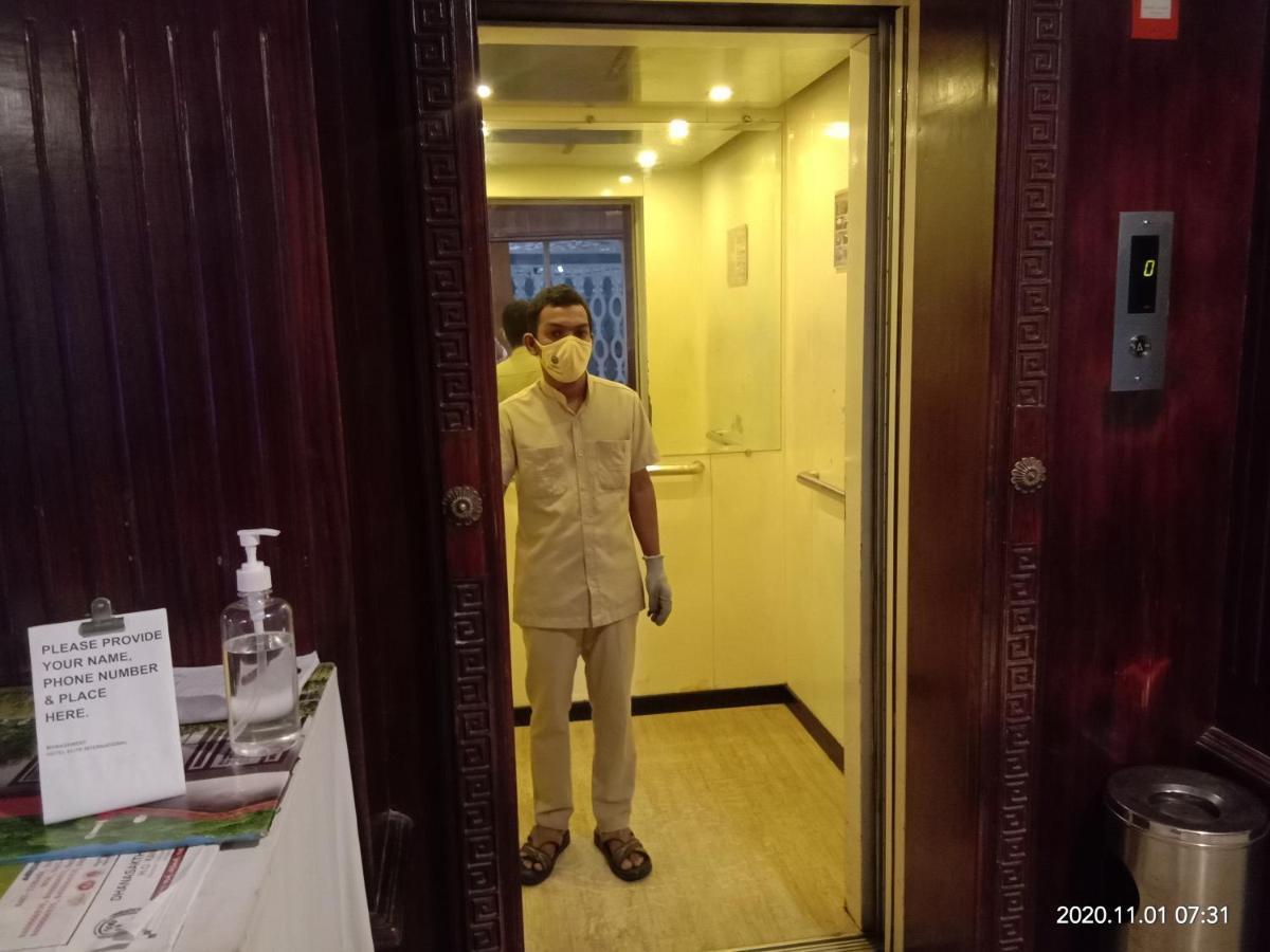 Hotel Elite International Thrissur Kültér fotó